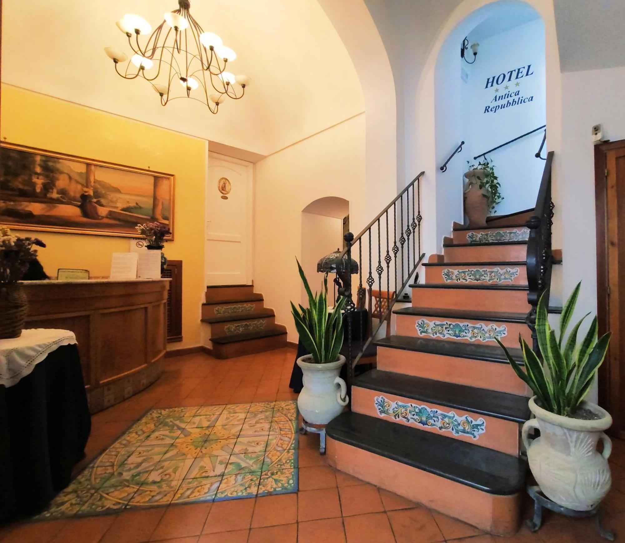 Aparthotel Antica Repubblica In Amalfi Center At 100Mt From The Sea Buitenkant foto