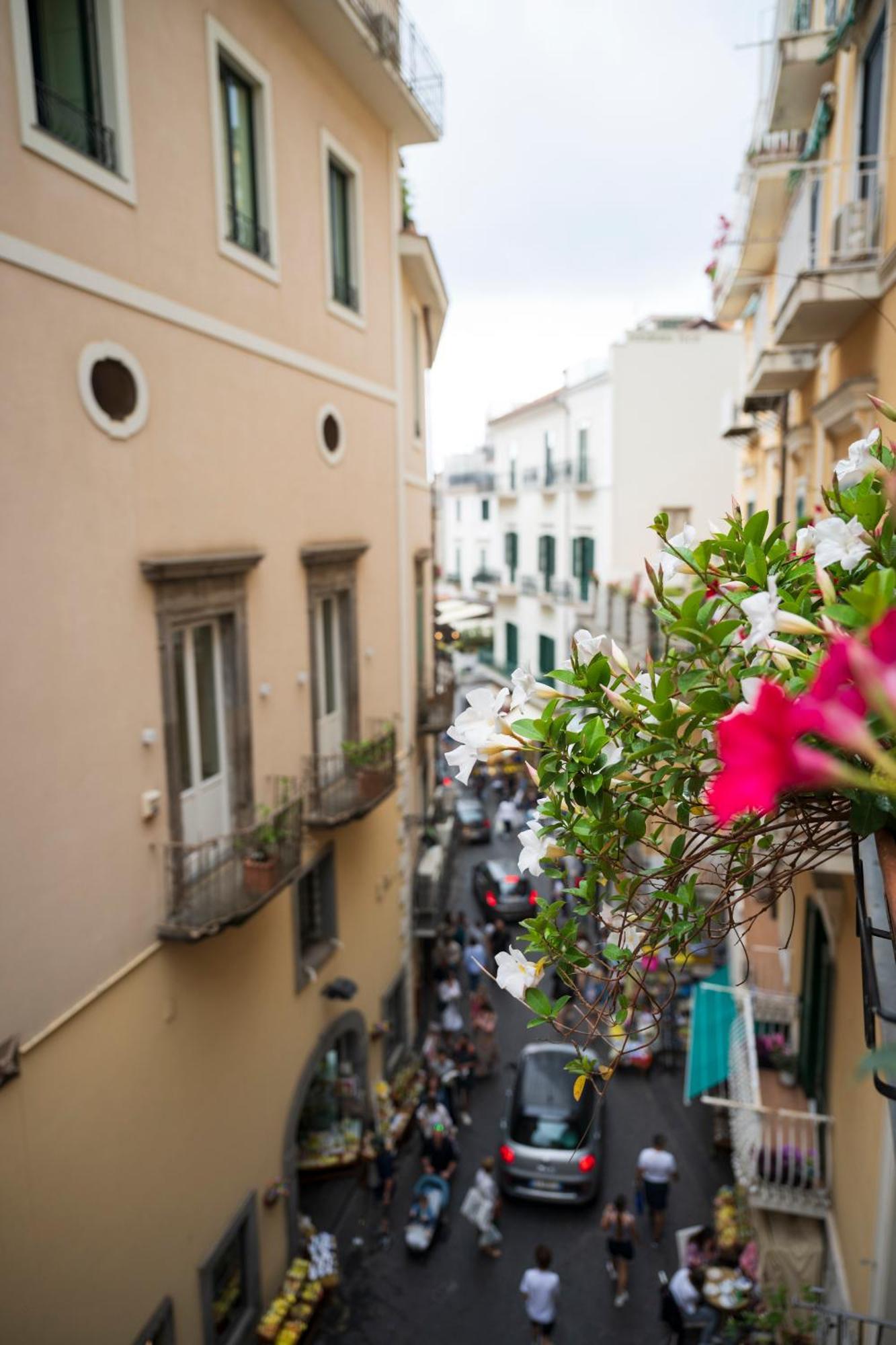 Aparthotel Antica Repubblica In Amalfi Center At 100Mt From The Sea Buitenkant foto