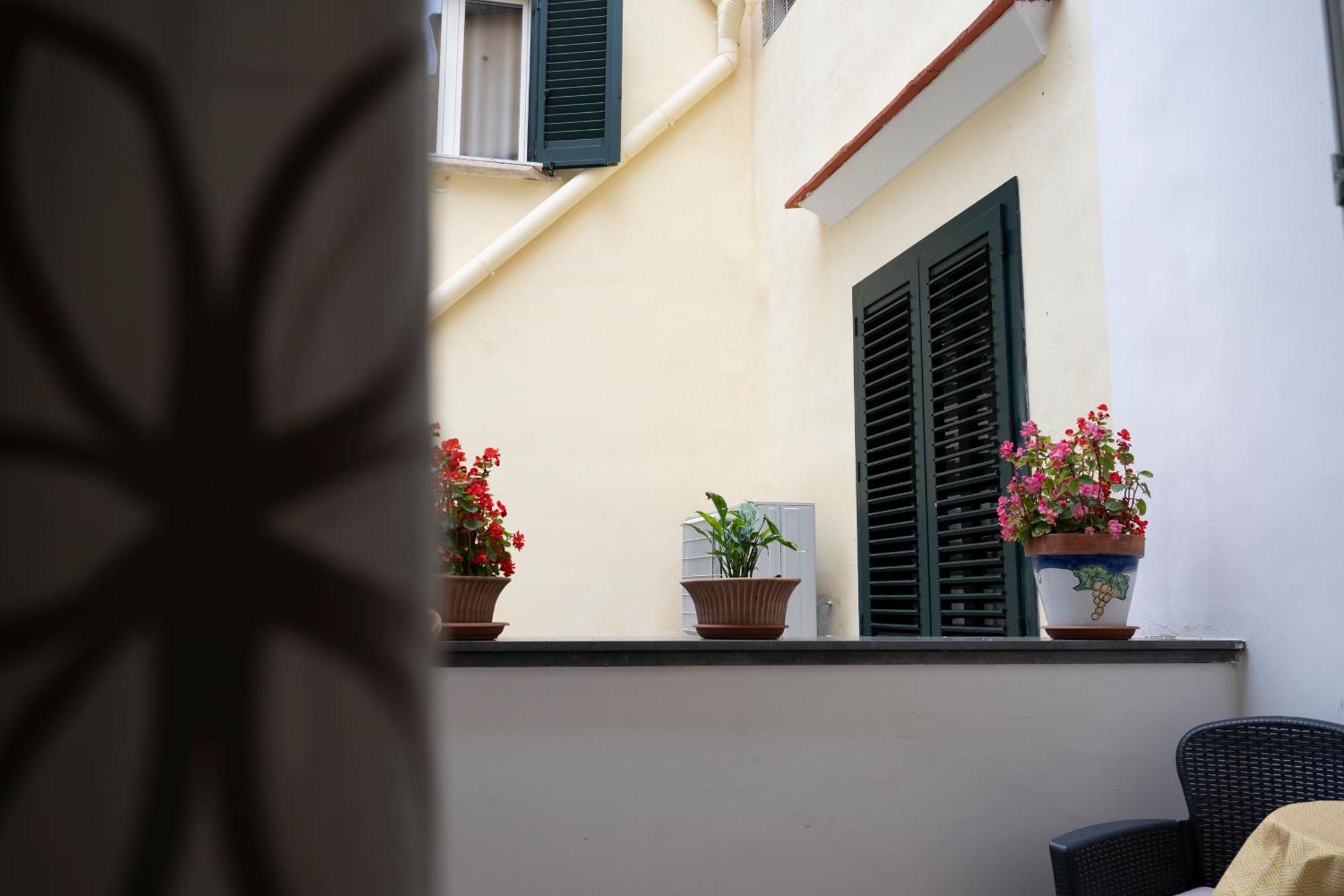 Aparthotel Antica Repubblica In Amalfi Center At 100Mt From The Sea Buitenkant foto