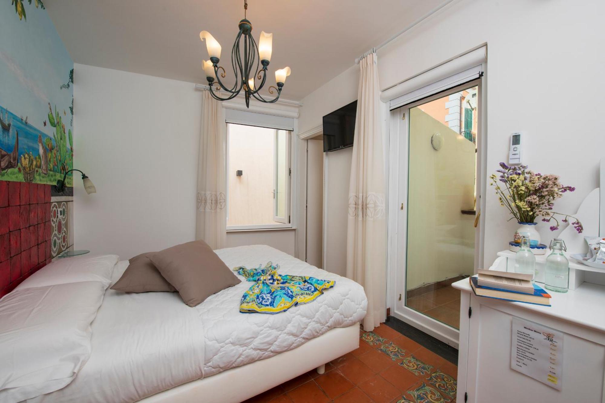 Aparthotel Antica Repubblica In Amalfi Center At 100Mt From The Sea Buitenkant foto