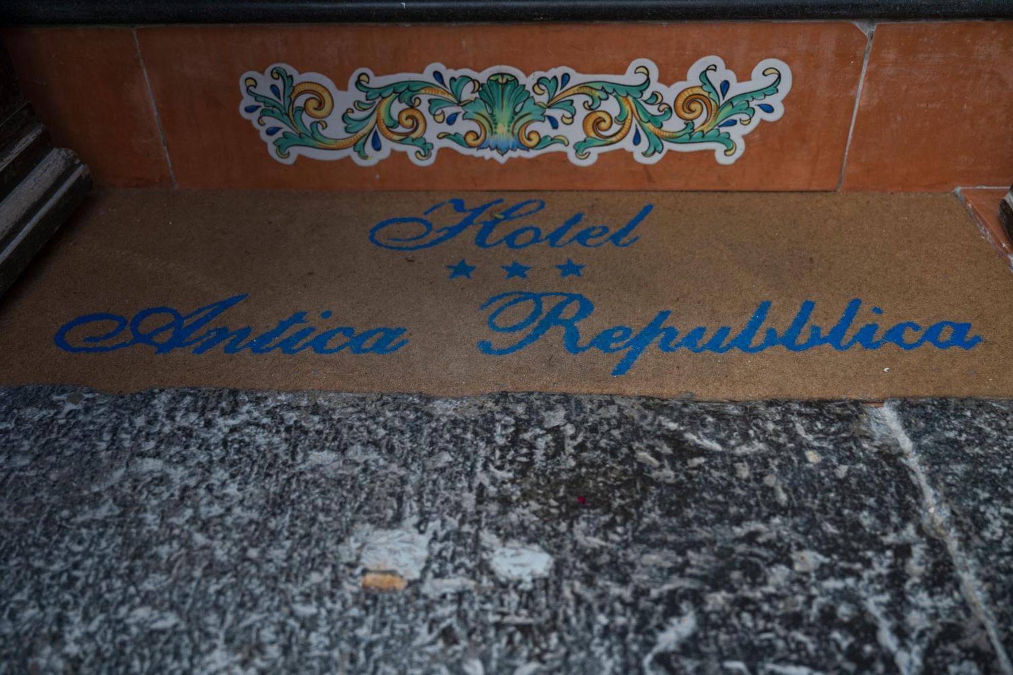 Aparthotel Antica Repubblica In Amalfi Center At 100Mt From The Sea Buitenkant foto